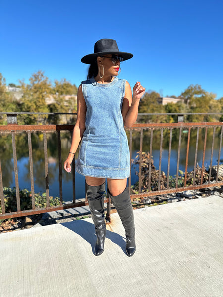 Detachable Sleeve Denim Dress - FINAL SALE Pynk Mannequin Detachable Sleeve Denim Dress - FINAL SALE Pynk Mannequin